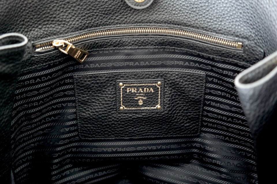 PRADA Vitello Daino Side Zip Leather Tote Shoulder Bag Large Black BR4372